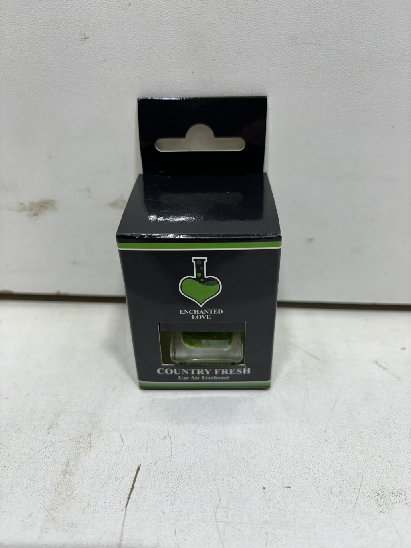 145 x Enchanted Love "Country Fresh" Car Air Fresheners 8ml - Image 2 of 5