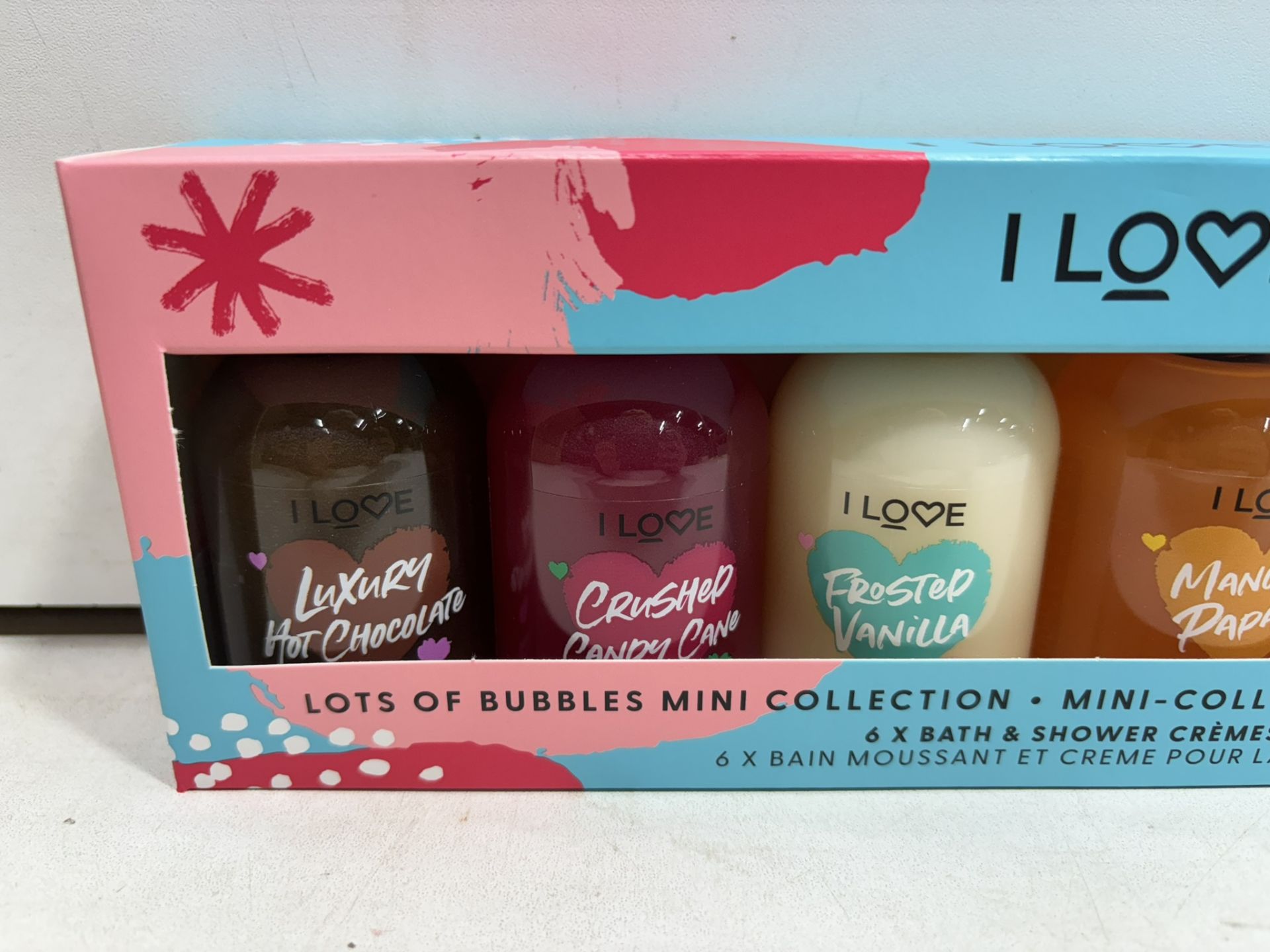 12 x I Love Cosmetics Lots of Bubbles Mini Collection gift boxes - Image 2 of 10