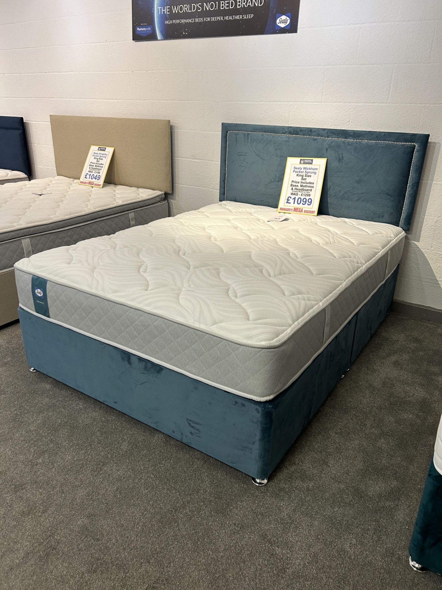 Ex-Display King Size Bed Set incl: Sealy Wickham Mattress, Base & Headboard | RRP £1,299 - Image 2 of 3