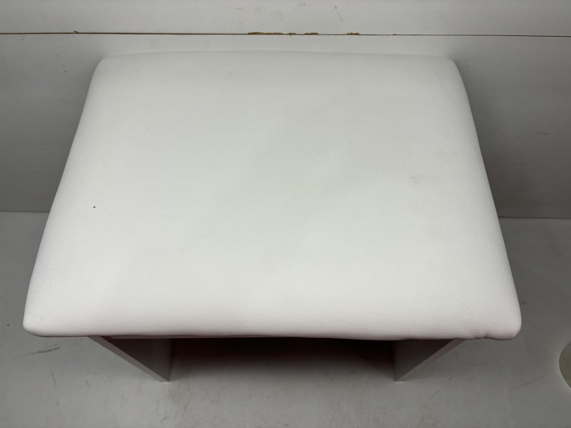 Ex-Display Small Wooden White Footstool With Cushioned Top - Image 3 of 4