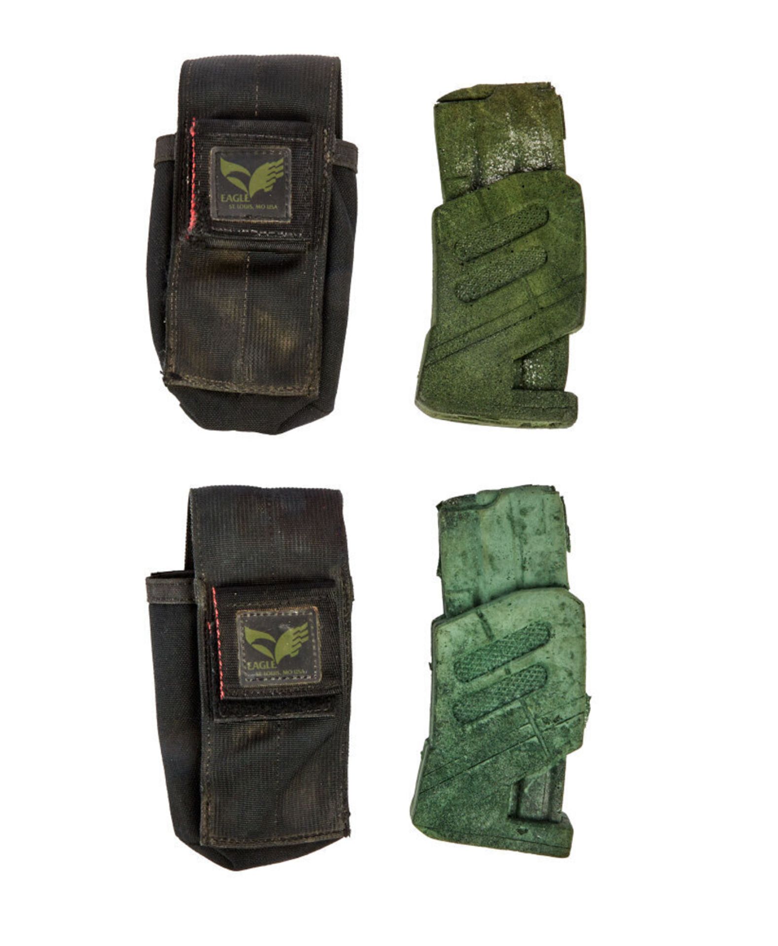 STARSHIP TROOPERS | STUNT AMMO POUCHES AND MORITA RIFLE MAGAZINE PROPS