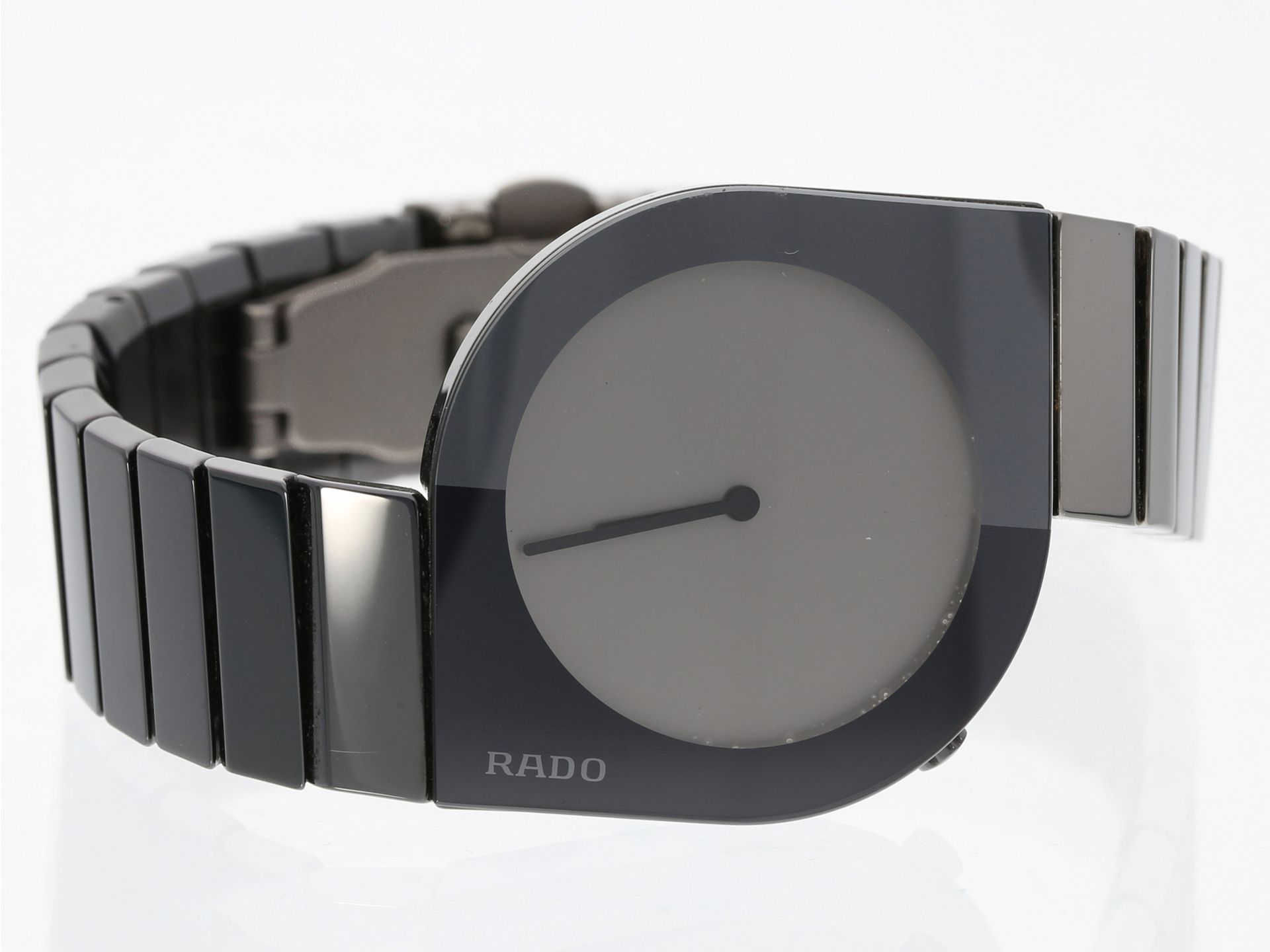 Armbanduhr: Rado Cerix Herrenuhr, Originalbox und Originalpapiere von 2002, Ref. 150.0472.3.010 - Bild 2 aus 3