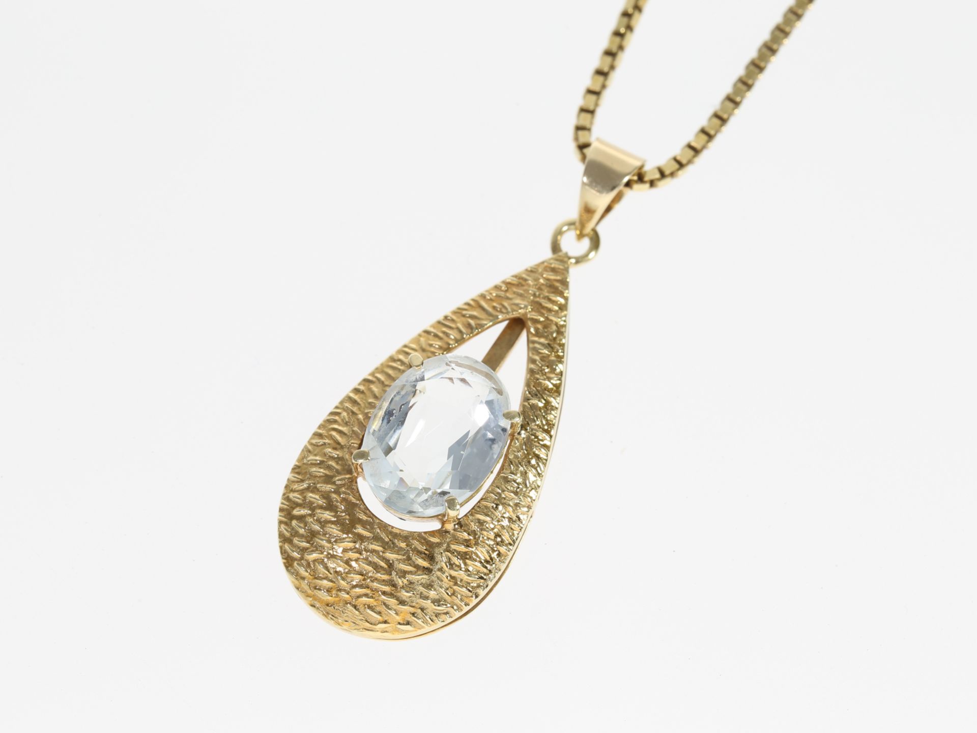 Kette/Collier: Venezianer Goldkette mit Aquamarin-Goldschmiedeanhänger - Bild 3 aus 3