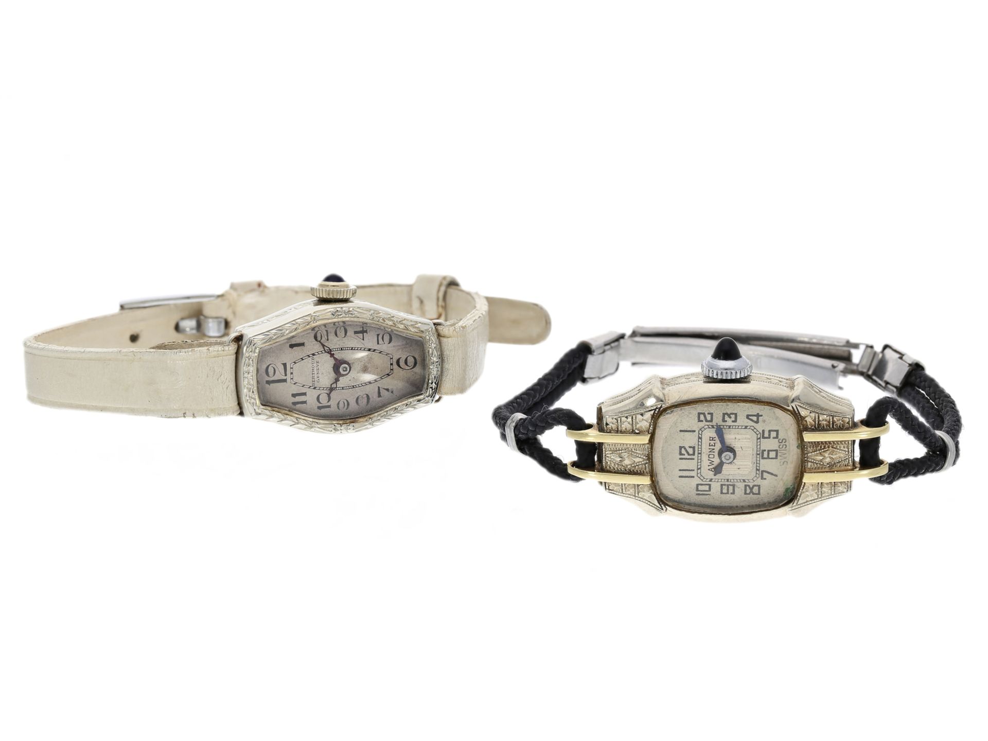Armbanduhr: zwei seltene Damenuhren aus der Zeit des Art déco, dabei eine attraktive Berthoud Geneve
