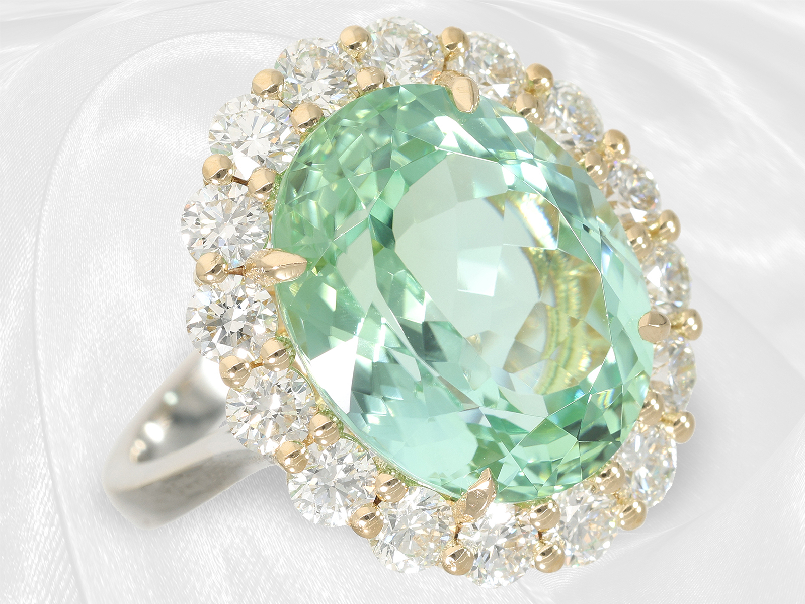 Ring: extremely high-quality tourmaline ring, eye-clean certified Paraiba of 15.06ct - Image 2 of 9