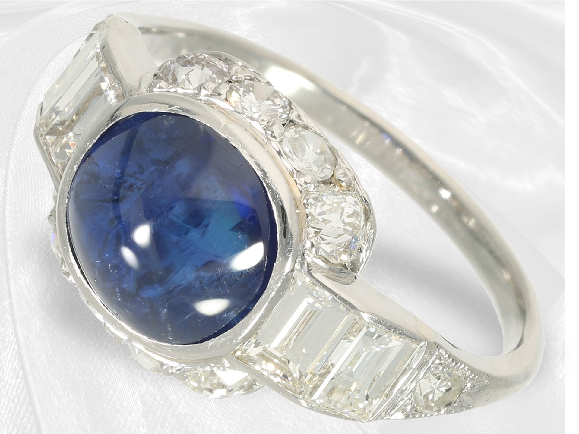 Ring: ehemals teurer Saphir/Diamant-Goldschmiedering, Burma-Saphir von ca. 3,25ct "NO HEAT", mit Gem - Bild 3 aus 6