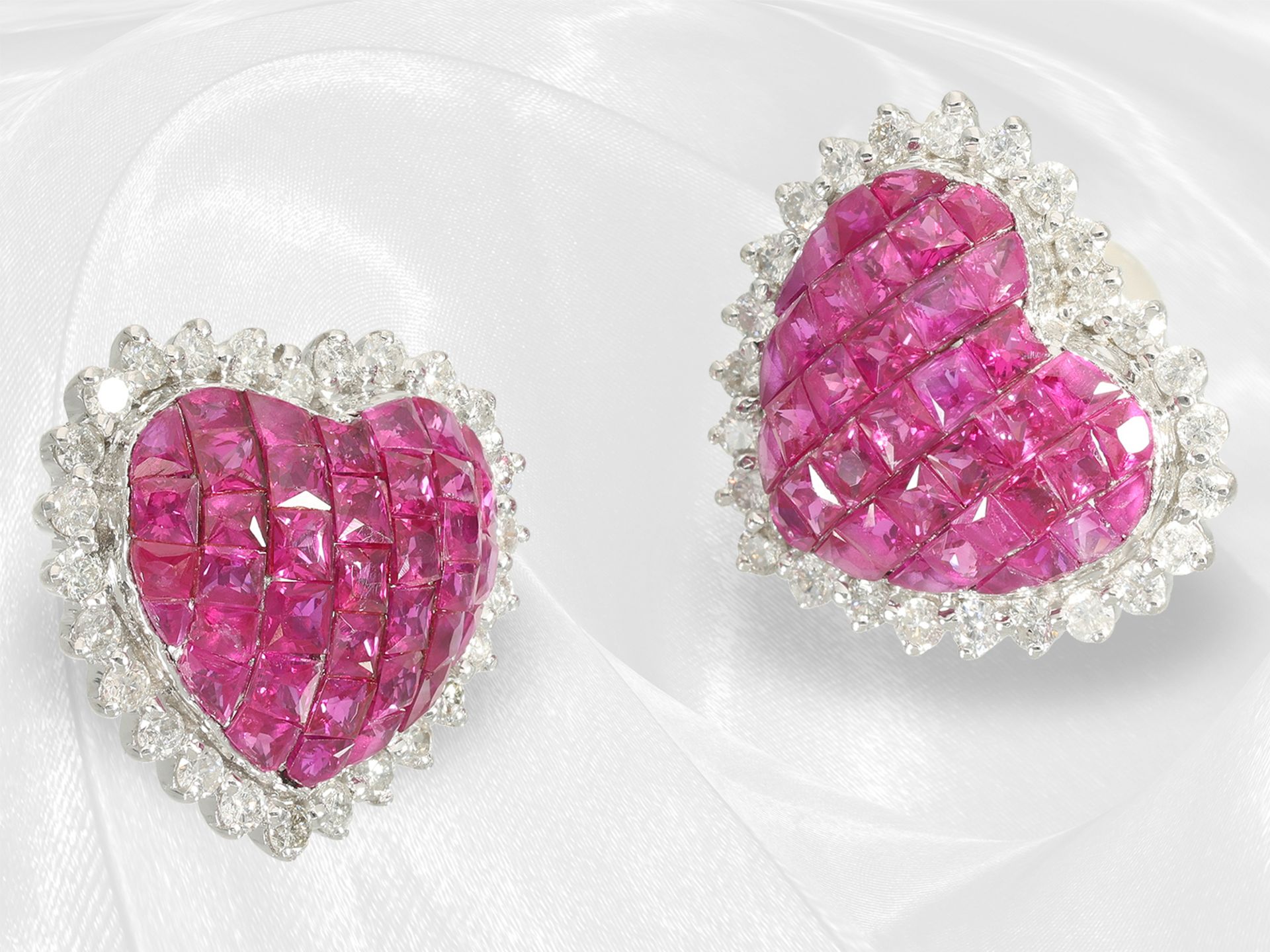 Stud earrings: like new, high-quality ruby/brilliant-cut diamond stud earrings