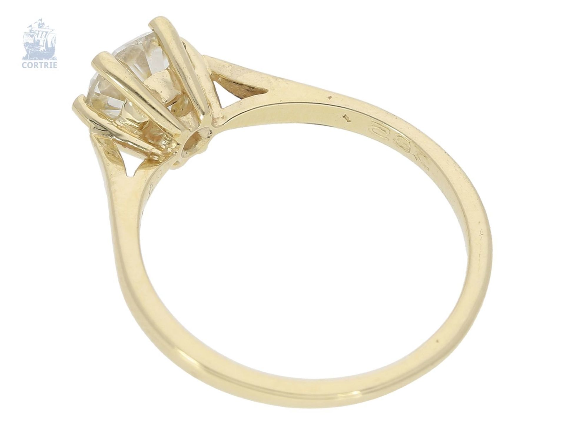 Ring: goldener Solitär/Brillant-Goldschmiedering mit feinem Brillant von 1,06ct - Bild 2 aus 2