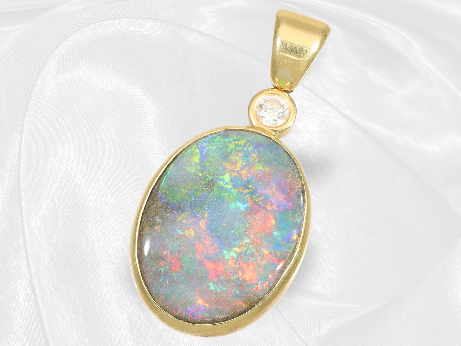 Sehr dekoratives Gold-Collier mit wertvollem Opal/Brillant-Goldschmiede-Anhänger, 18K Gold - Bild 2 aus 4