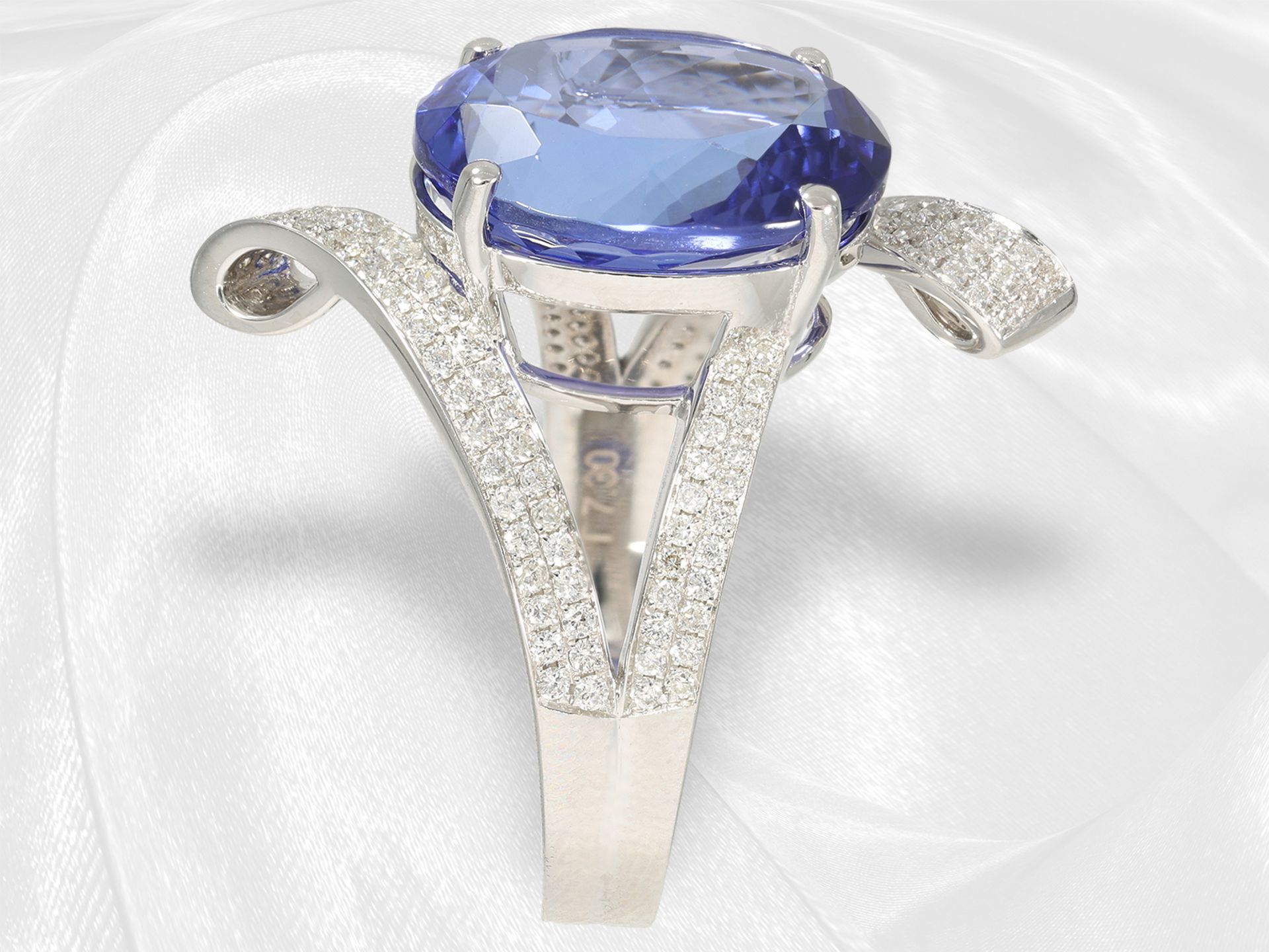 Very beautiful and high quality tanzanite/brilliant-cut diamond designer goldsmith ring, beautiful t - Image 5 of 6