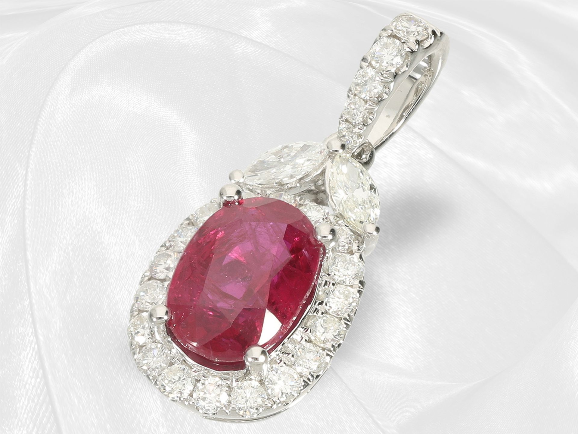 Necklace/pendant: valuable, like new ruby/brilliant jewellery - Image 2 of 2