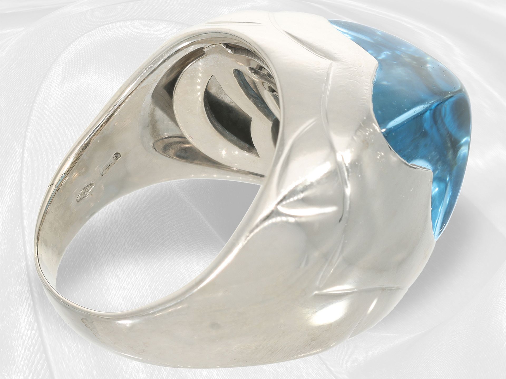 Ring: edler italienischer Designer-Goldschmiedering von Bvlgari, "Pyramid-Ring" mit Blautopas - Bild 4 aus 6