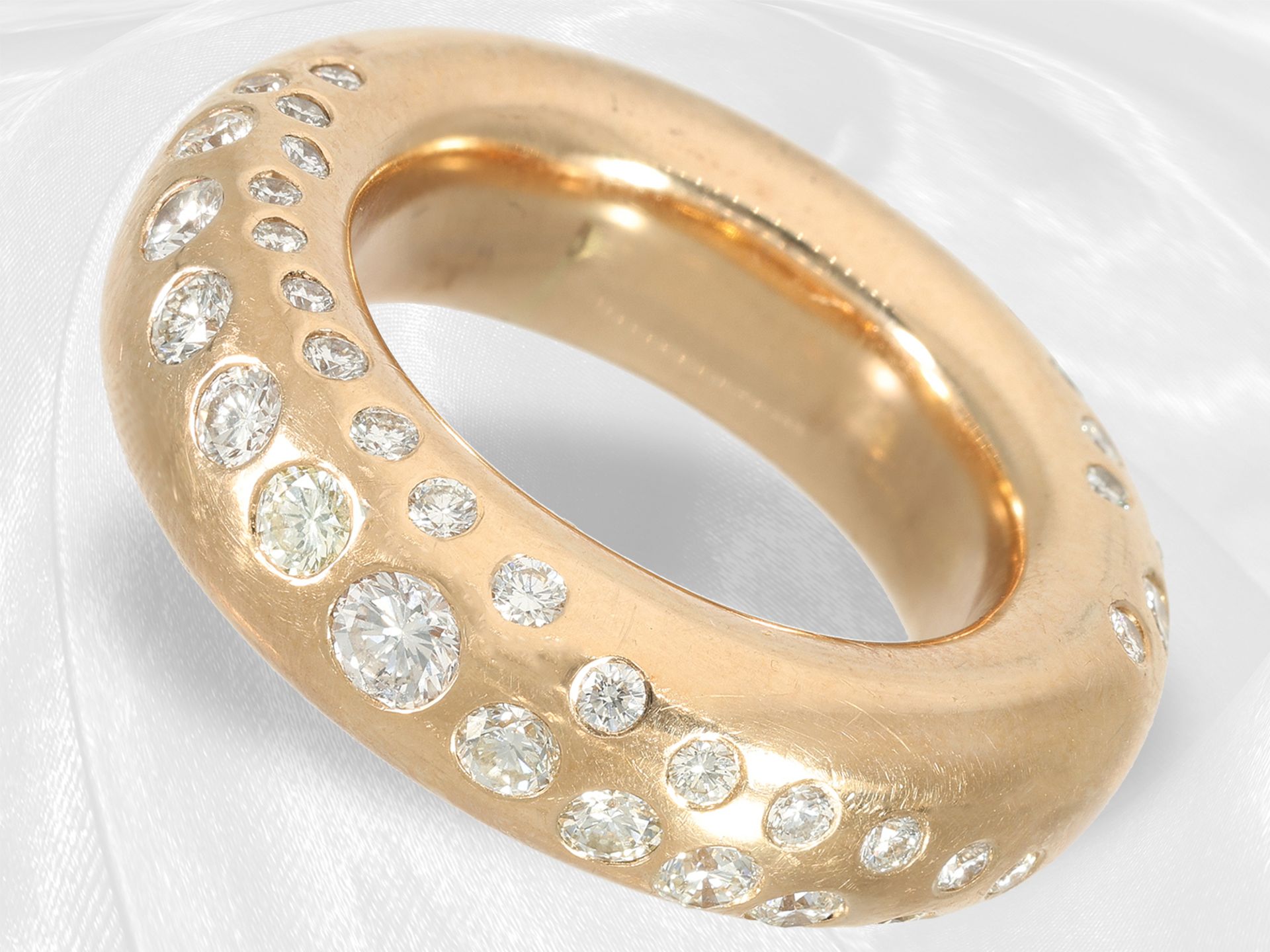 Ring: formerly very expensive goldsmith's diamond ring, handmade "Starlight", ca. 1.8ct - Image 2 of 3