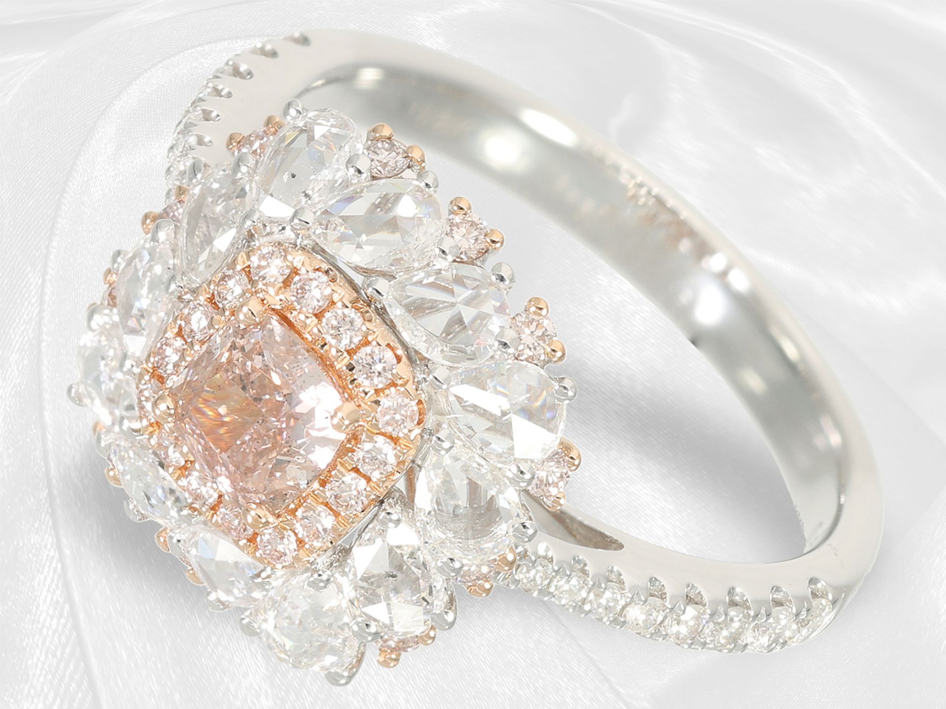 Ring: ausgefallener Diamantring mit pinkem Diamant von ca. 0,52ct, neuwertig - Bild 5 aus 7