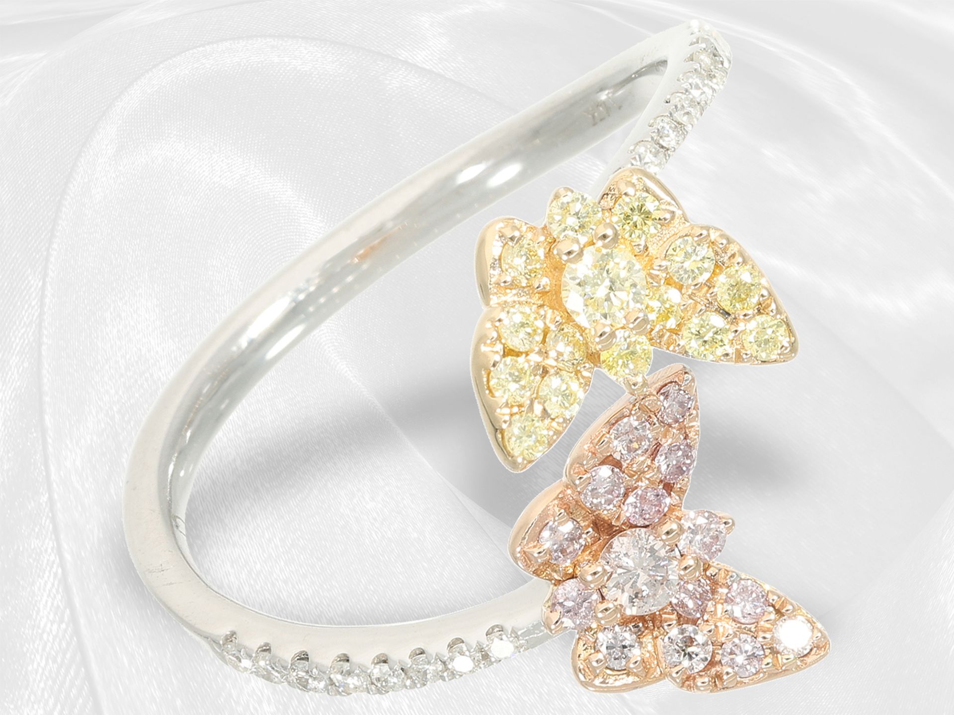 Ring: ausgefallener, neuwertiger Diamantring mit weißen, gelben und pinken Brillanten - Bild 3 aus 4