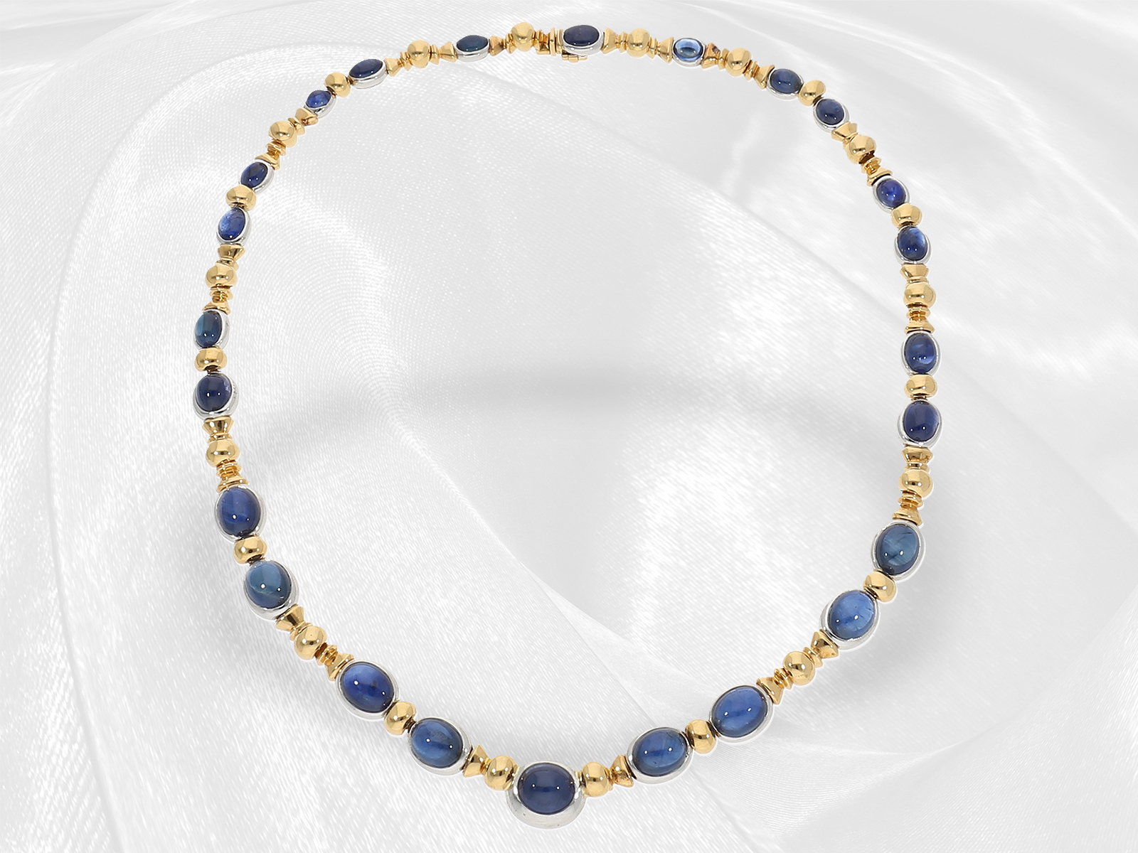 Luxurious 3-piece sapphire jewellery set from the house of "Tabbah", highest quality handcrafted fro - Image 4 of 7