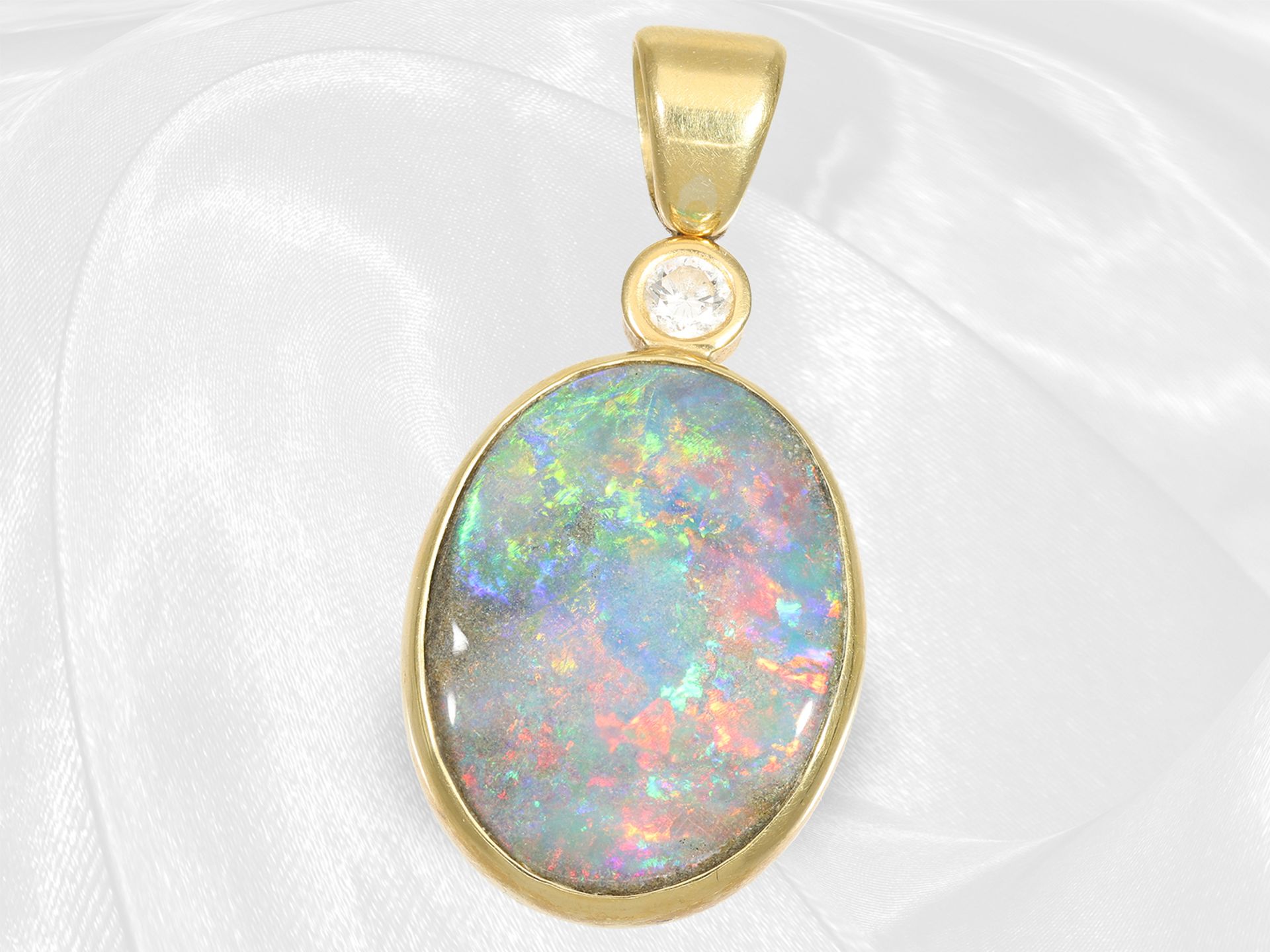 Sehr dekoratives Gold-Collier mit wertvollem Opal/Brillant-Goldschmiede-Anhänger, 18K Gold - Bild 4 aus 4