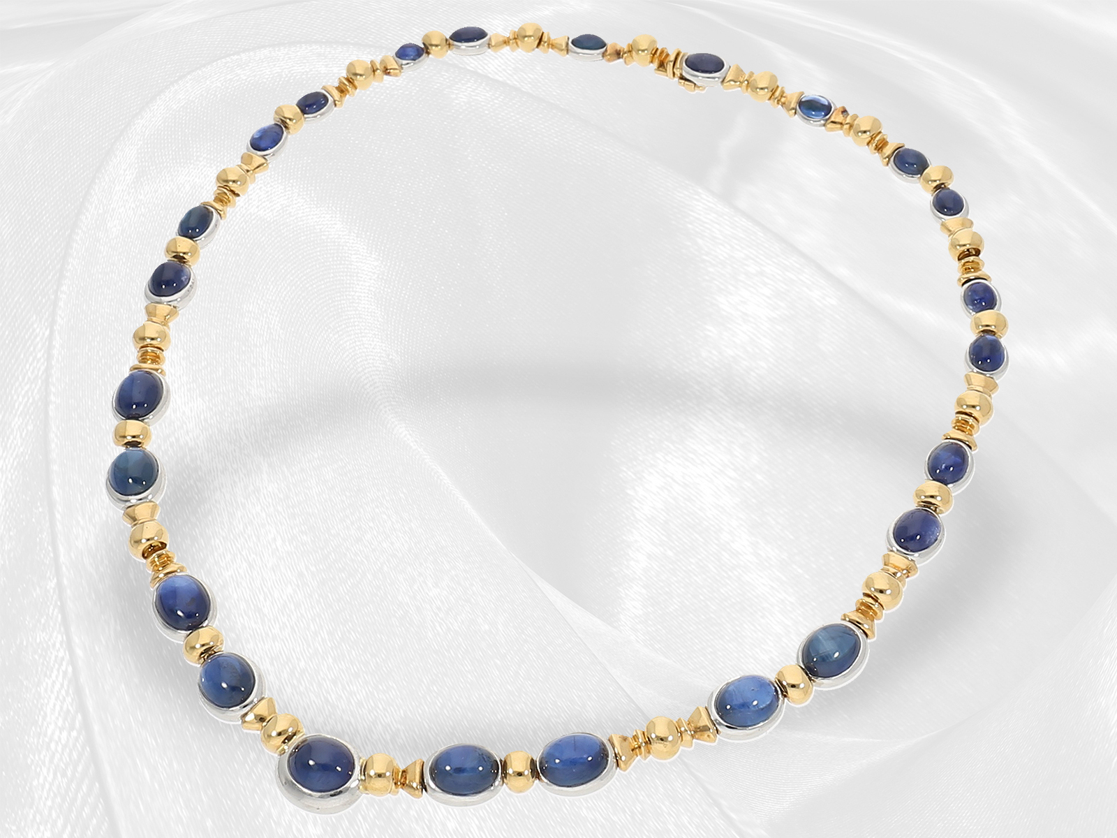 Luxurious 3-piece sapphire jewellery set from the house of "Tabbah", highest quality handcrafted fro - Image 5 of 7