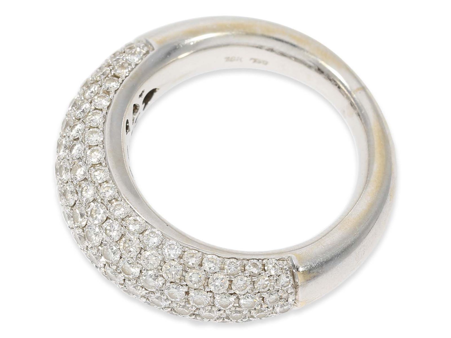 Ring: hochwertiger Pavé Brillantring, insgesamt ca. 2ct, 18K Weißgold - Bild 2 aus 4