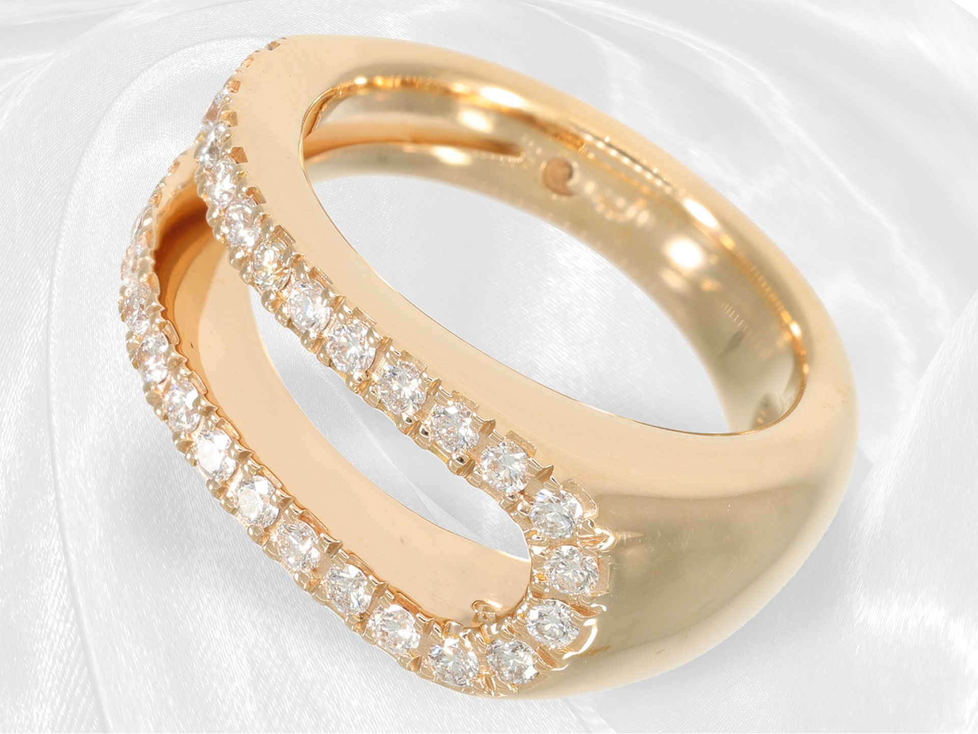 Ring: Ausgefallener Designer-Brillant-Goldschmiedering der Marke Cervera, Modell "Montecarlo" 18K Ro - Bild 3 aus 4