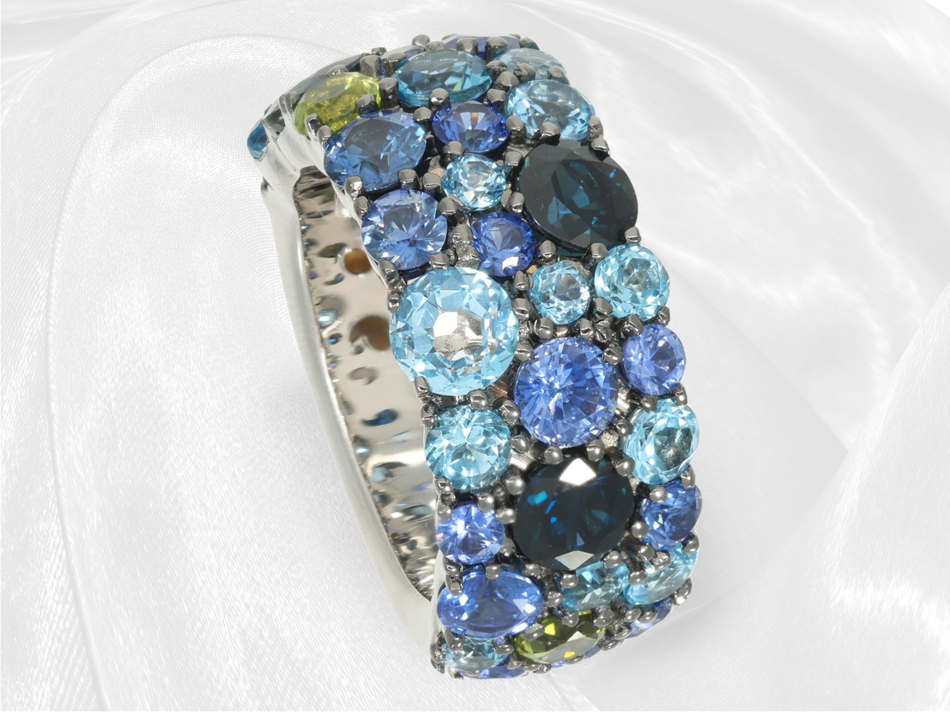 Goldsmith's ring by Cervera, model "Tiara" with sapphires, topazes and peridots, unworn