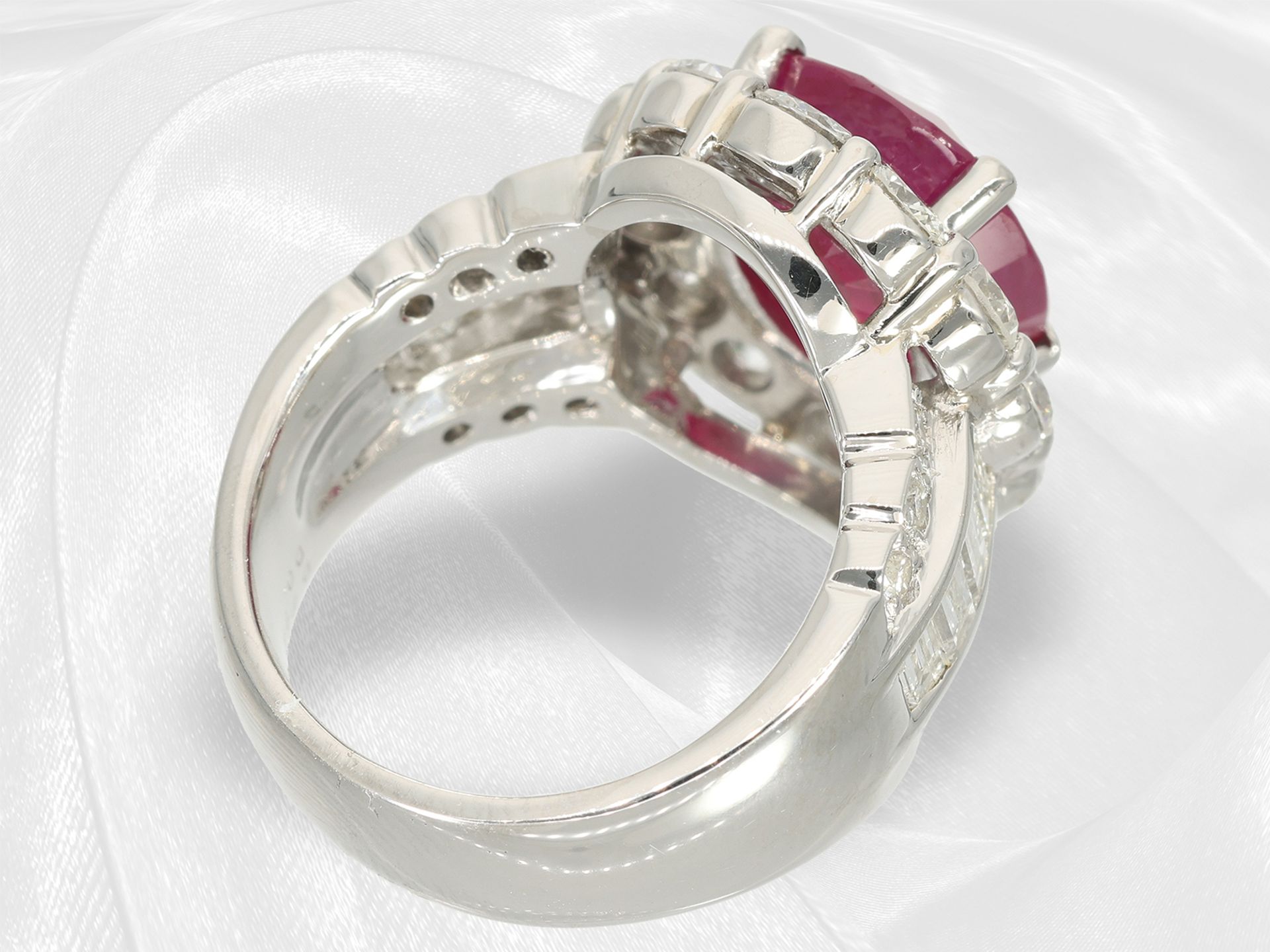 Ring: ehemals sehr teurer Platinring mit natürlichem Burma-Rubin von 7,18ct, GIA Zertifikat - Bild 6 aus 7