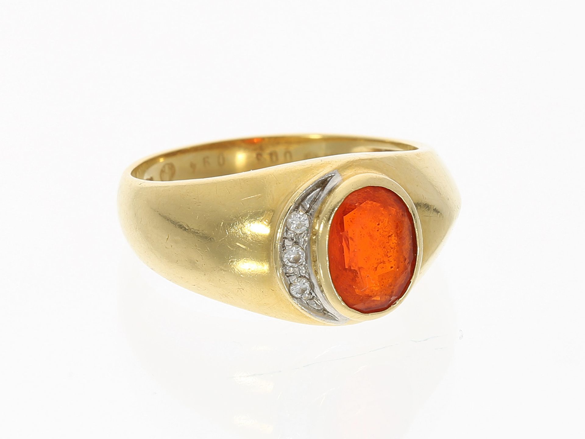 Ring: vintage Goldring mit Feueropal- und Brillantbesatz