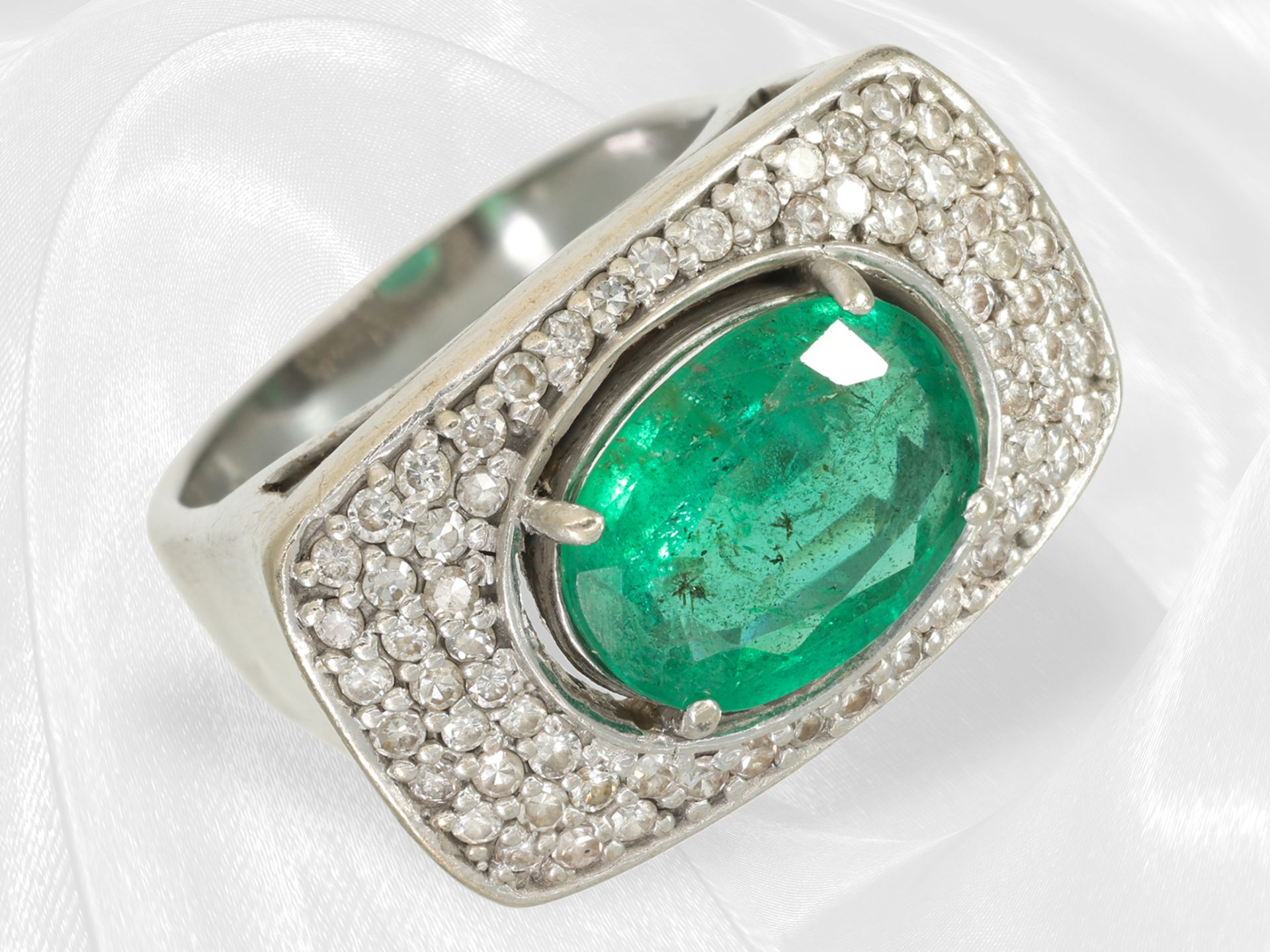 Vintage brilliant-cut diamond/emerald goldsmith ring with large emerald, handmade, emerald approx. 3 - Image 5 of 10