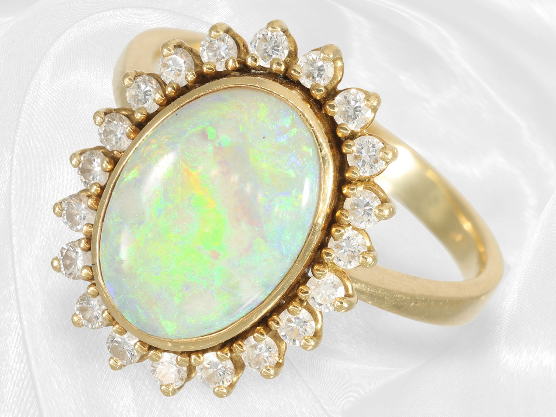 Beautiful vintage gold opal/brilliant-cut diamond gold ring - Image 4 of 8