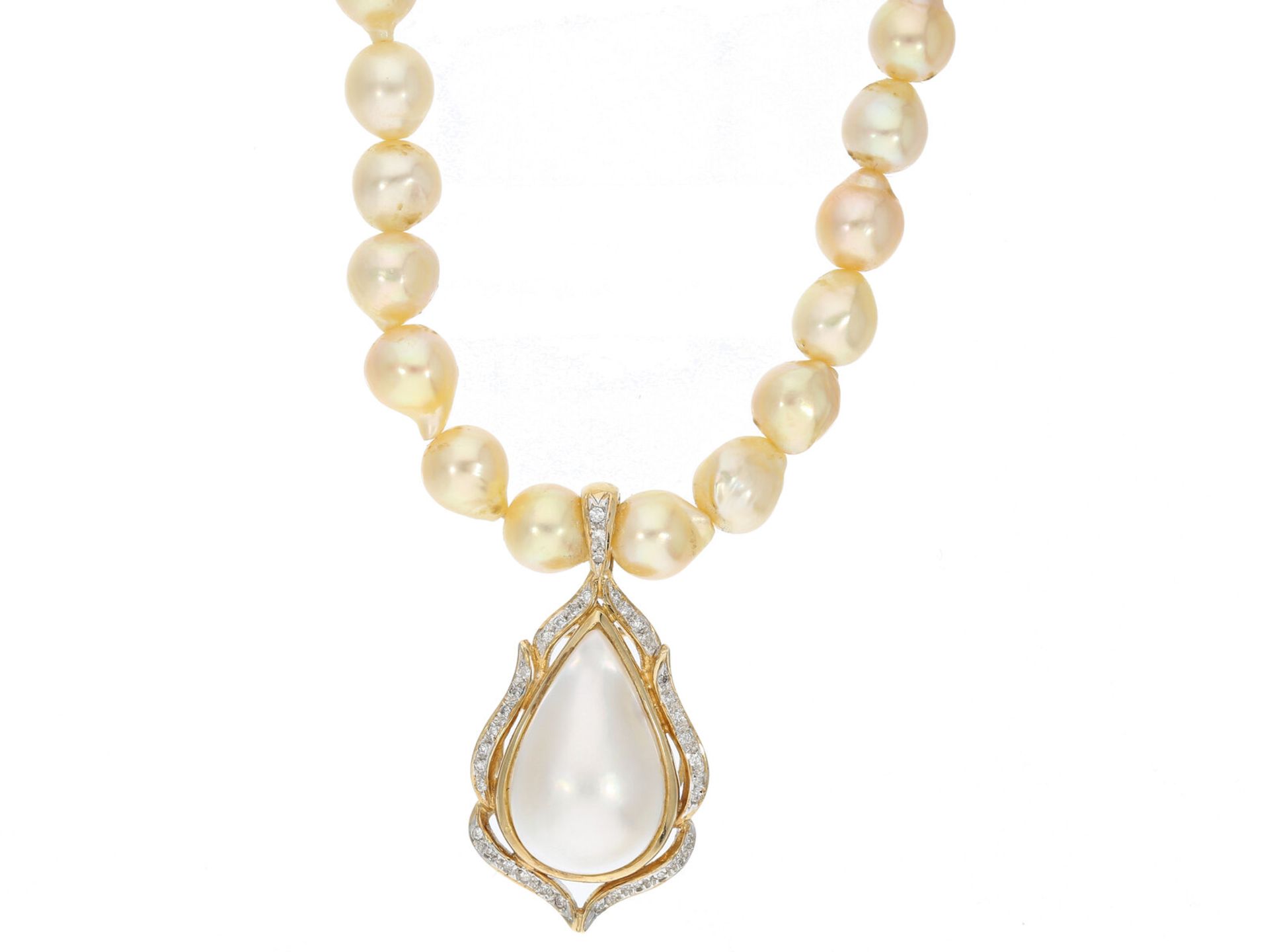 Vintage Perlenkette mit Goldschließe und Einhänger mit Diamant/Mabe-Perle, 14K Gold - Image 3 of 3