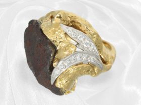Ring: handgearbeiteter, außergewöhnlicher Designer-Goldschmiedering von Julia Plana mit Eisenerz und