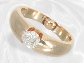 Ring: Solider goldener Solitär/Brillantring, vintage Handarbeit, ca. 0,65ct