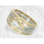 Ring: bicolour brilliant-cut diamond/diamond goldsmith ring, beautiful centre stone of approx. 0.35c