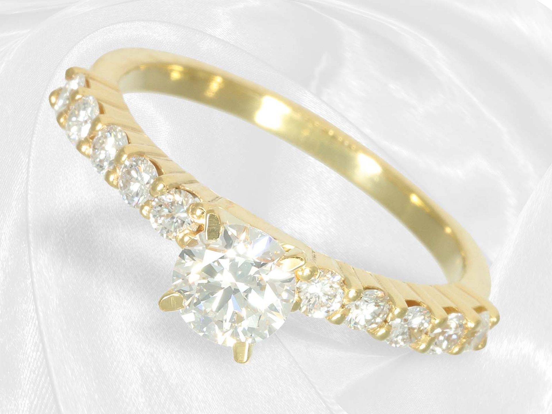 Modern brilliant-cut diamond gold ring, beautiful brilliant-cut diamond of 0.51ct, VVS1, GIA report