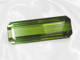 Grüner, wertvoller Turmalin mit Farbverlauf und von hervorragender Qualität, ca. 28,08ct