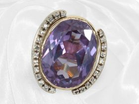 Ring: Handgefertigter, dekorativer Amethyst/Diamant-Goldschmiedering
