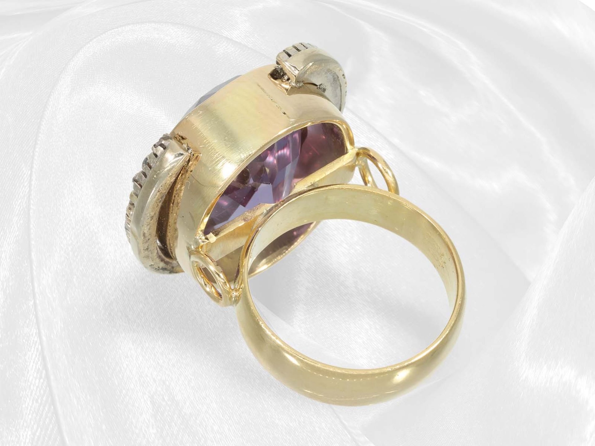 Ring: handmade, decorative amethyst/diamond goldsmith ring - Image 6 of 6