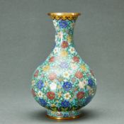 Kleine Cloisonné Blütenvase, China, 20. Jahrhundert