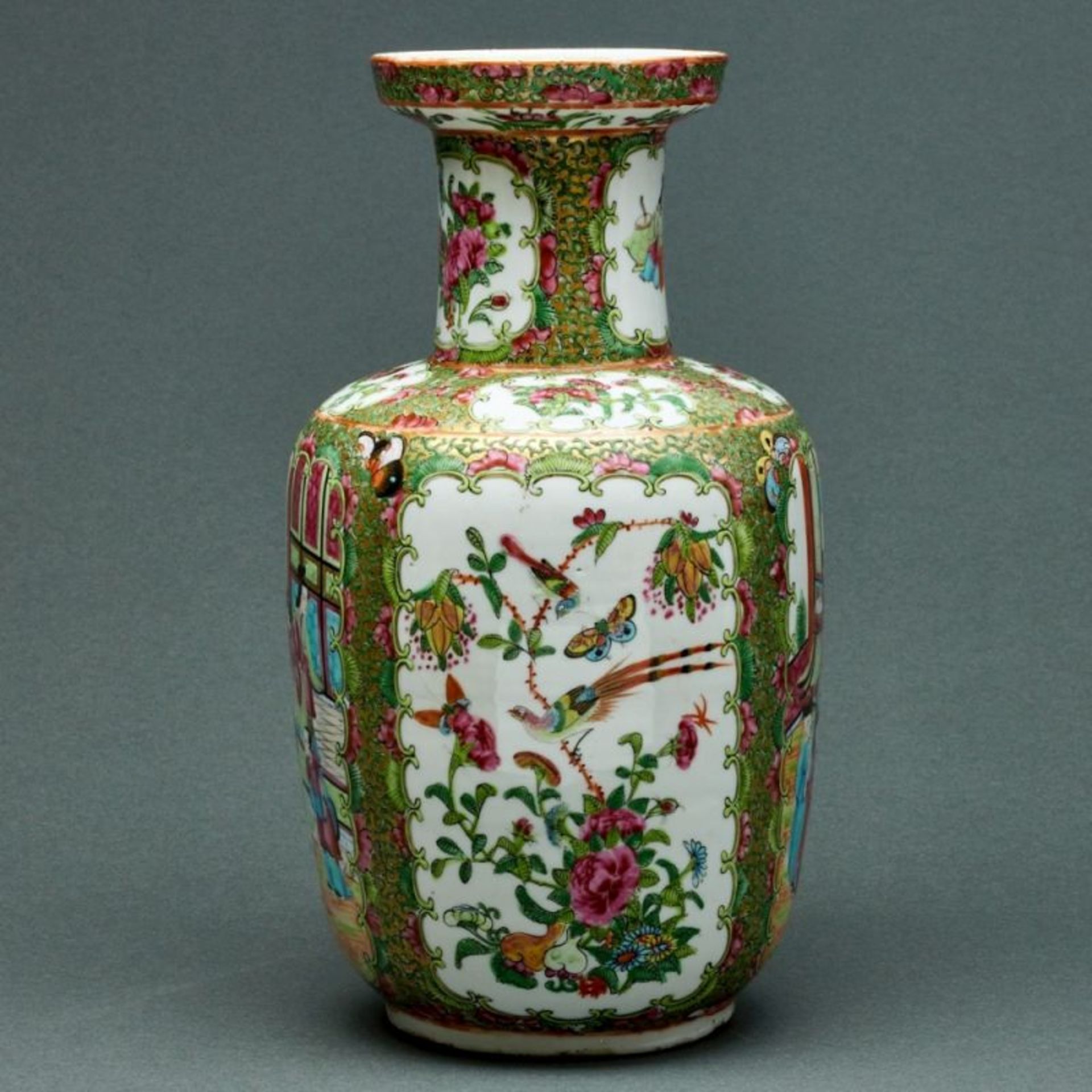 Vase, China, kantonesisch, erste Hälfte 20. Jahrhundert - Bild 2 aus 2