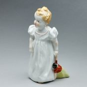 Mädchen mit Puppe - Julius Konrad Hentschel. Meissen 1996.