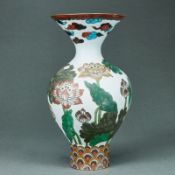 Champlevé-Vase, wohl Japan, erste Hälfte 20. Jahrhundert