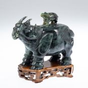 Räuchergefäß als Nashorn, Jade, China