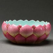 Schälchen in Form einer Lotosblüte, China