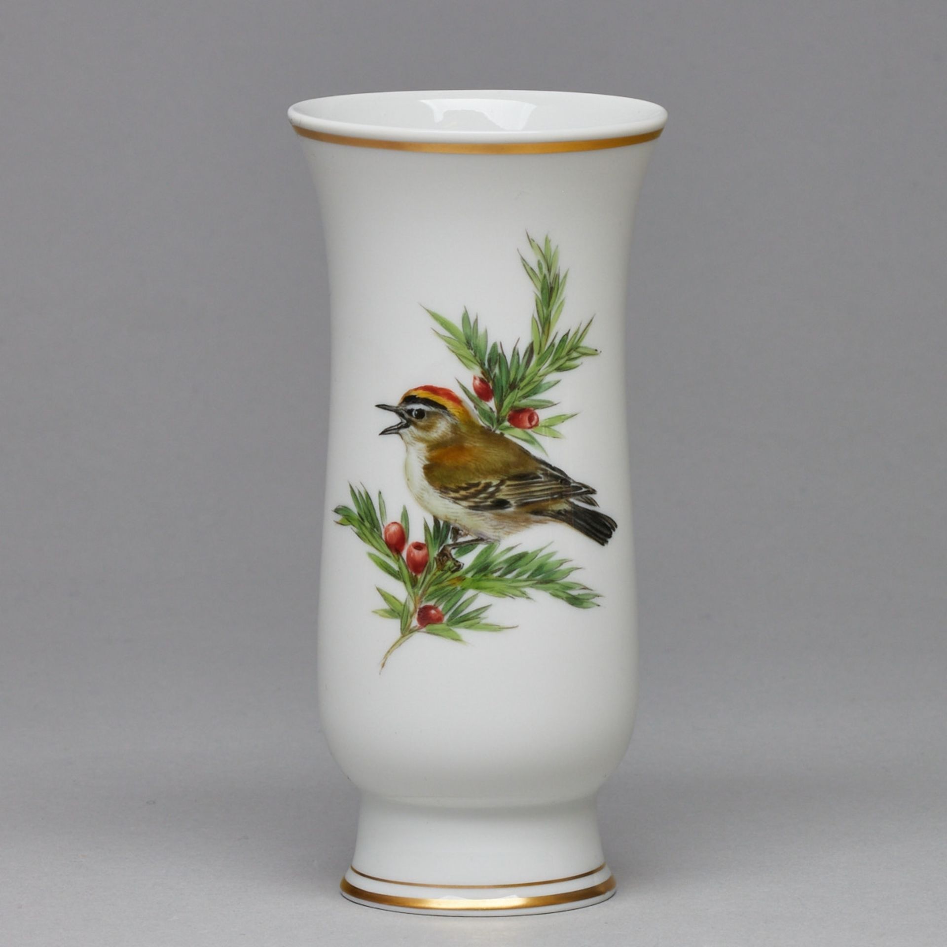 Vase - Vogelmalerei: Goldhähnchen. Meissen 1980.