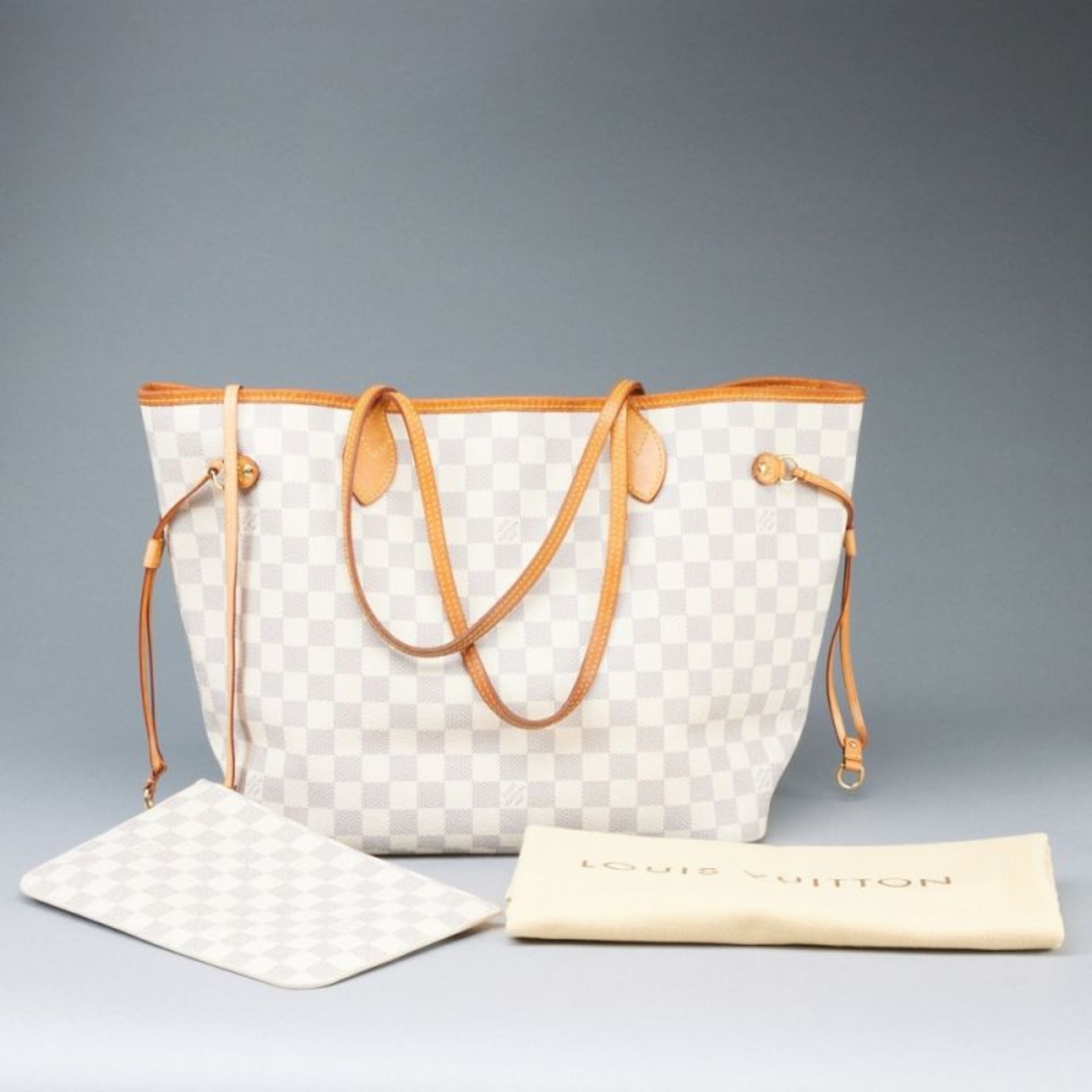 LOUIS VUITTON - Shopper