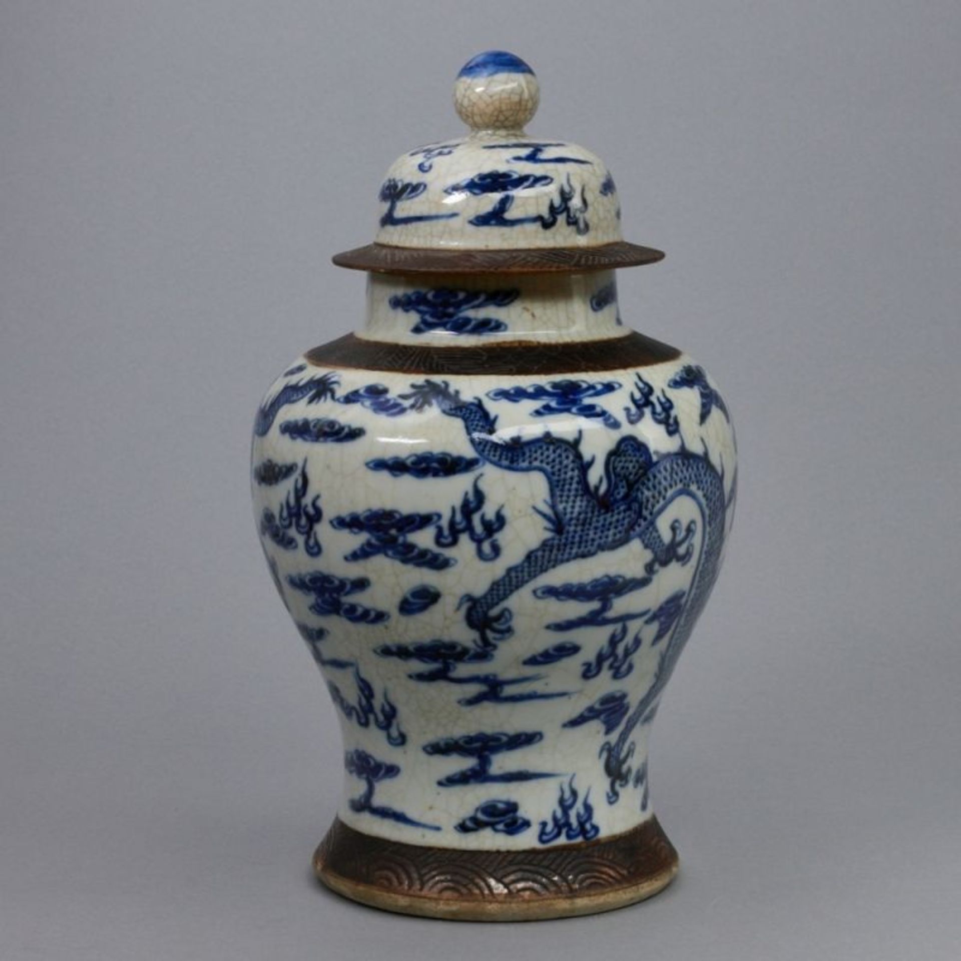 Deckelvase, China, Qing Dynastie, um 1800 - Bild 2 aus 4
