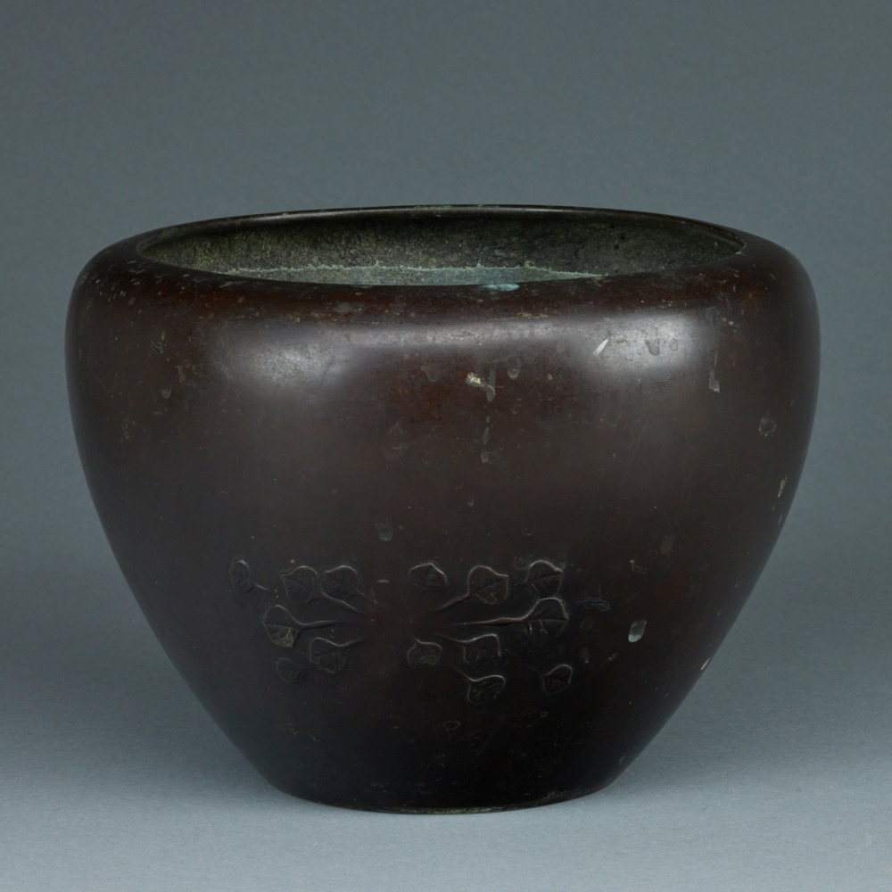 Cachepot mit Fischdekor, wohl China oder Japan, um 1900 - Image 3 of 4