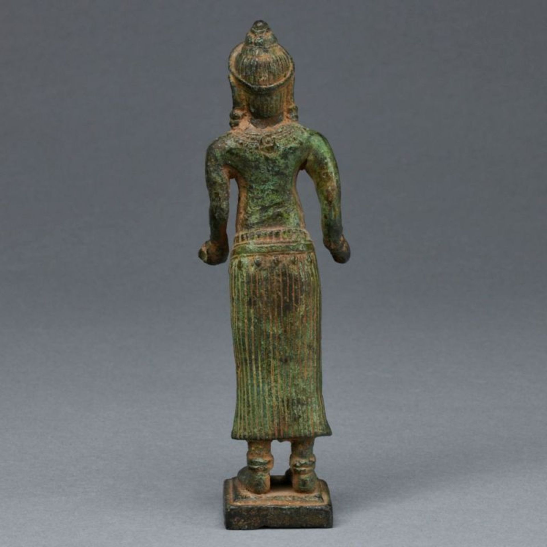Alte Figur der Göttin Uma oder Lakshmi, Khmer, Kambodscha - Image 3 of 3