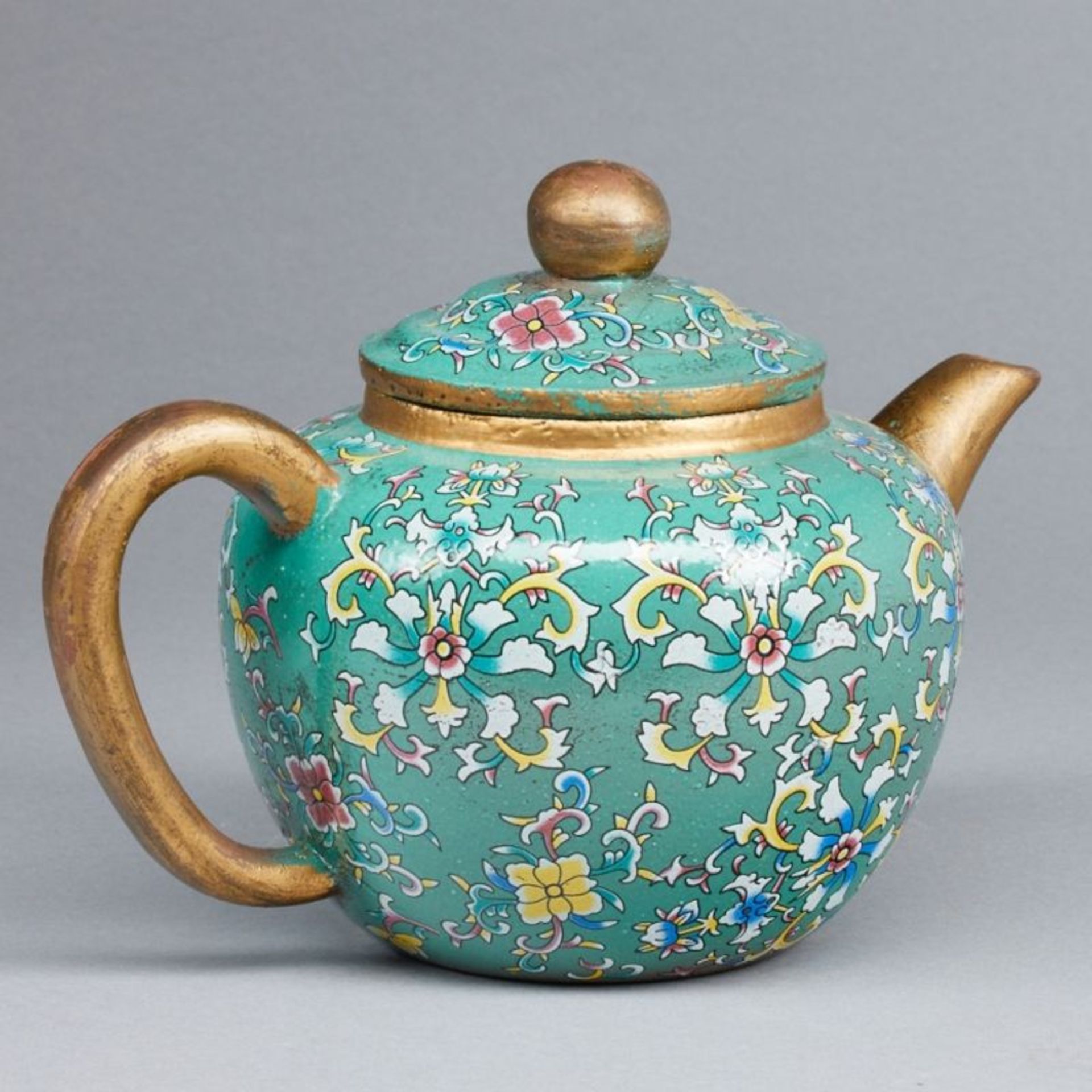 Teekanne mit floralem Dekor, China, Qing Dynastie. - Image 2 of 3