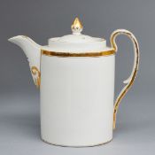 Kaffeekanne mit Goldrand. Fürstenberg, um 1780.